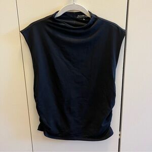 A&F mock turtleneck slash top-L